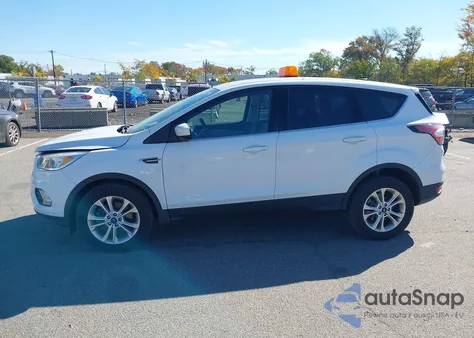 2017 Ford Escape Se z USA, uszkodzony, nr VIN 1FMCU9GD1HUA89219